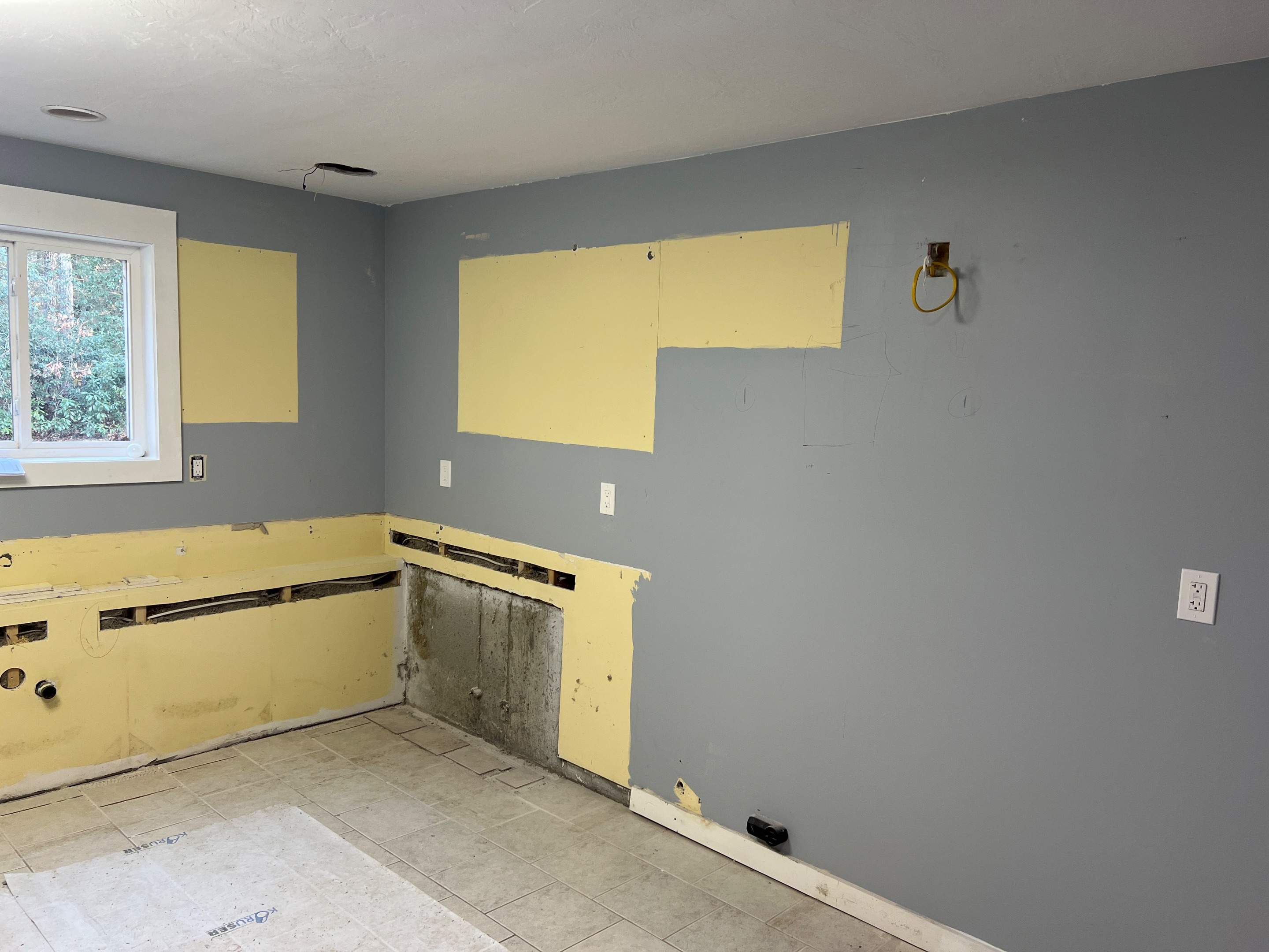 Kitchen Refresh by Chagnon Building & Remodeling LLC