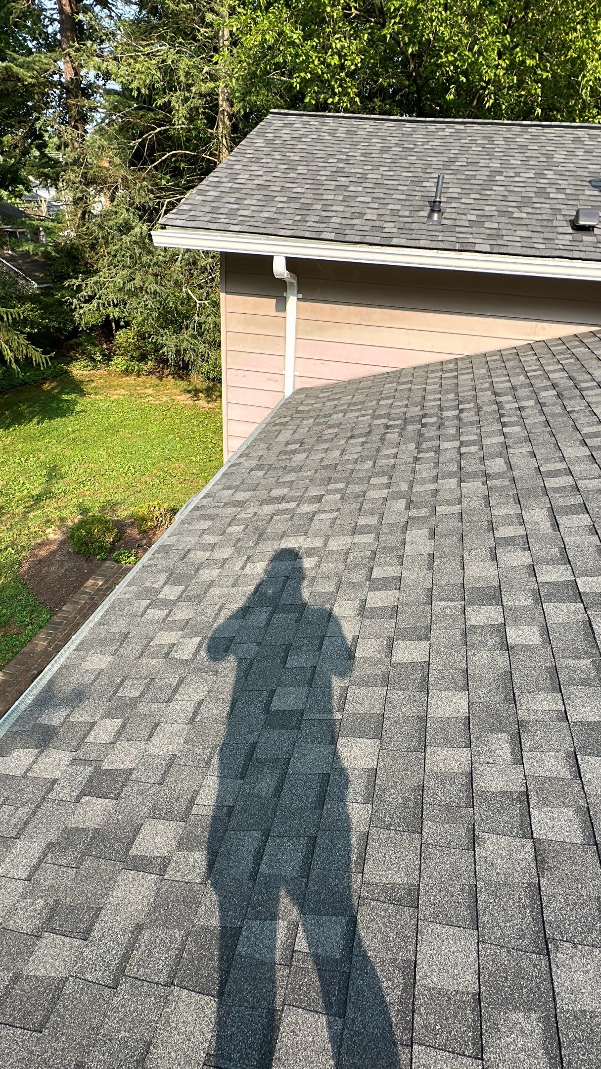 Vienna: CertainTeed Landmark Pro Architectural Shingles in Max Def Pewterwood by RM Banning, Inc.