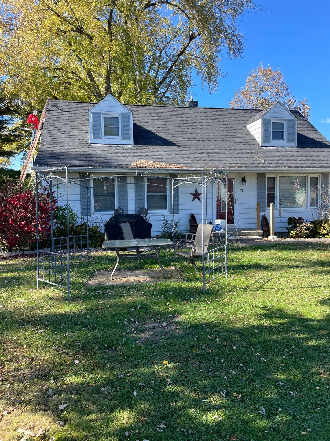 Residential Roofing Installation using Tamko Titan and aluminum siding repair by Storm Contracting 