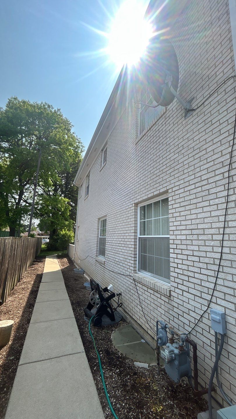 Lincolnwood, IL house washing, and patios by Northern Power Washing LLC.