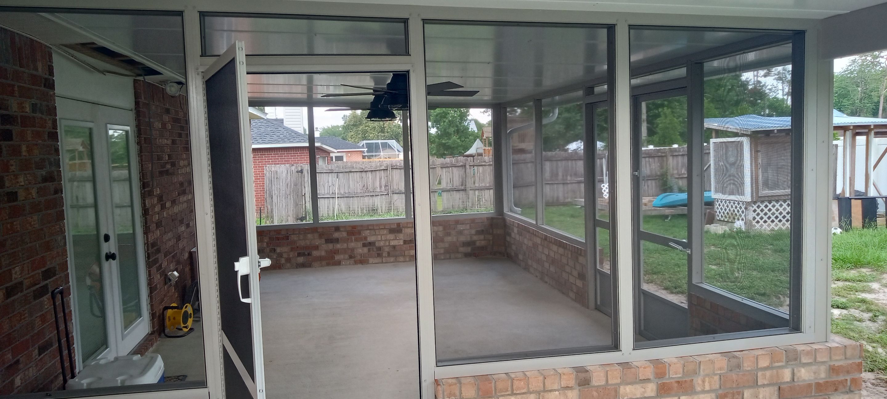 Screen Room Using Colorbeam by Titan Sunrooms