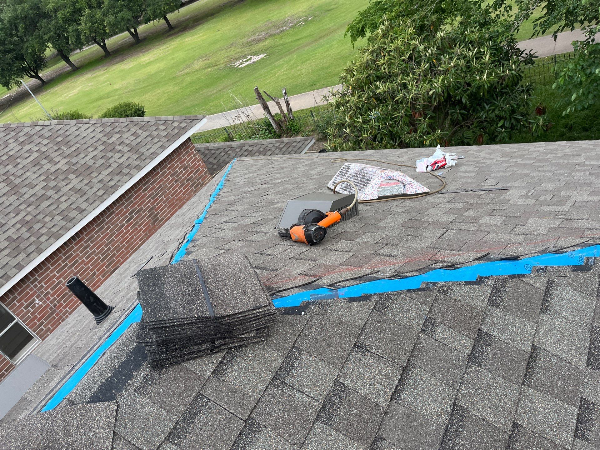 Residential Roofing Installation using Owen's Corning Duration (Lifetime) Shingles by Roof Repair Company
