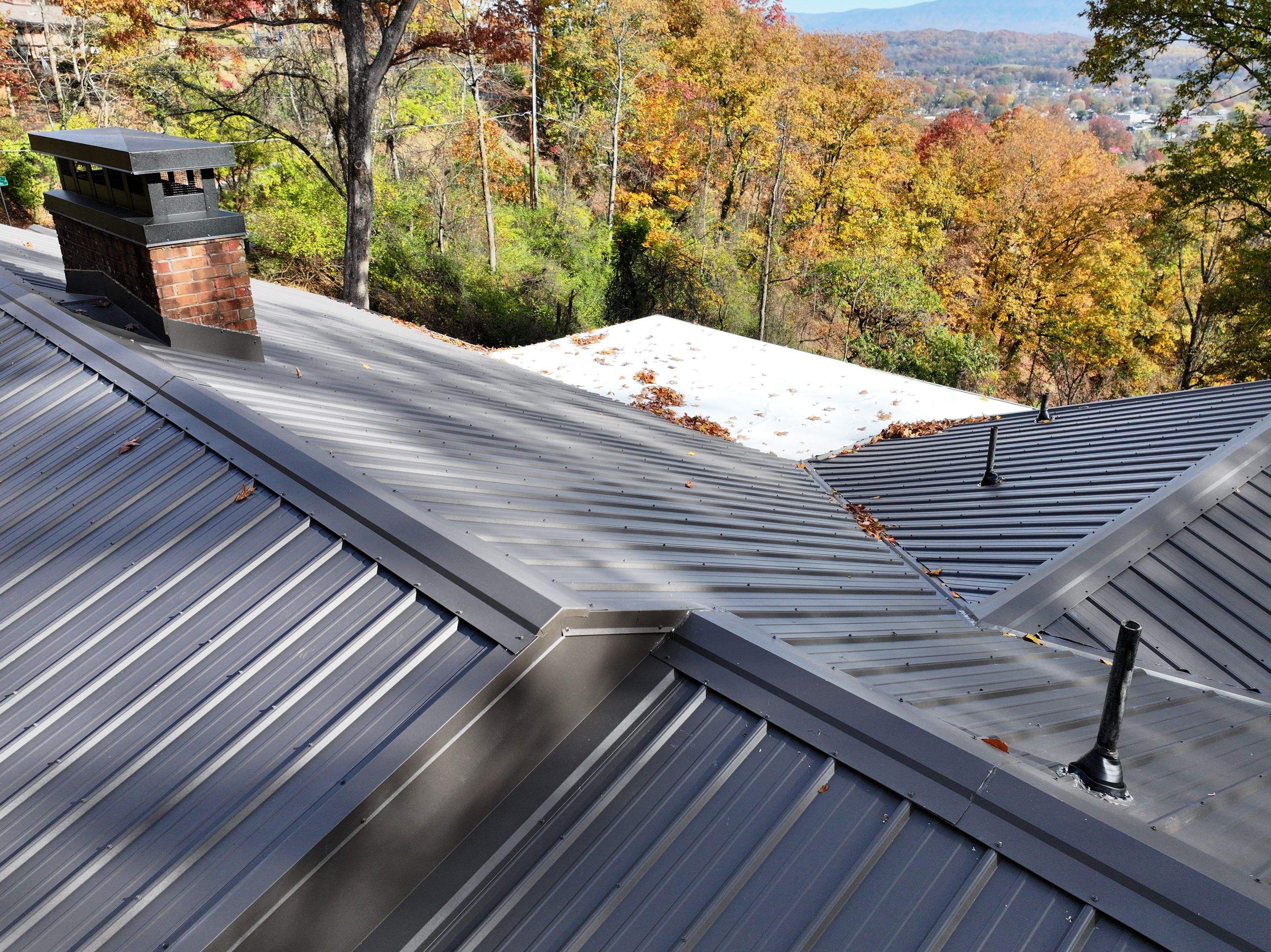 Jones Residence by Omnia Roofing