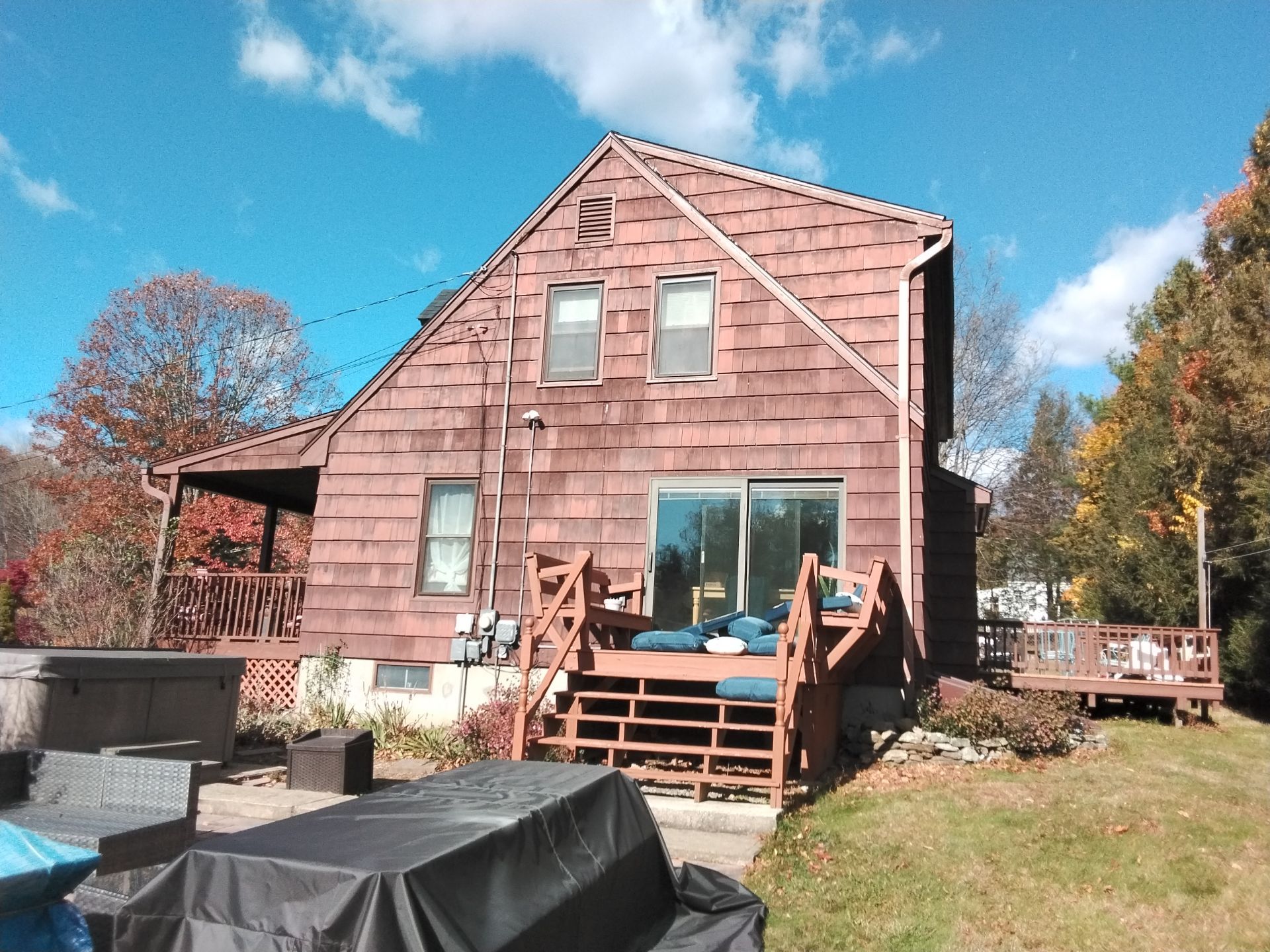 Cert. Cedar Impressions D/7 Perfection, Straight Bottom, Deep Mineral by DiGiorgi Roofing and Siding Inc