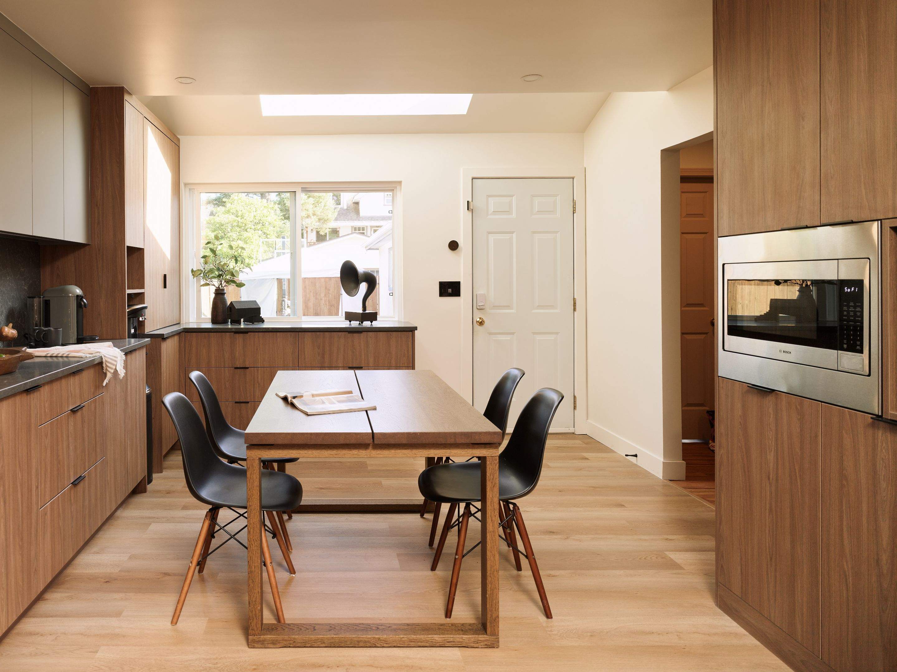 Vancouver Renovation - Dunbar-Southlands by YVR Construction Group