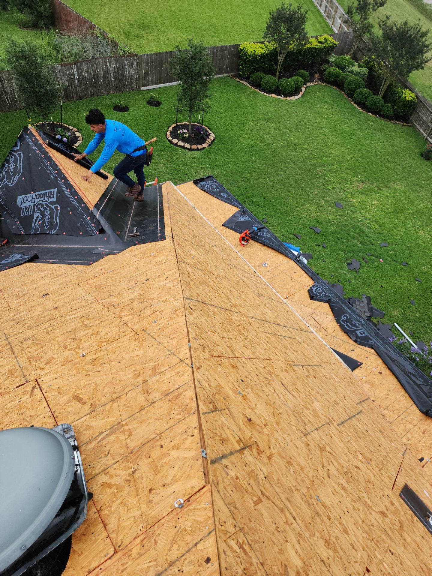 Residential Roofing Installation using Owen's Corning Duration (Lifetime) Shingles by Roof Repair Company