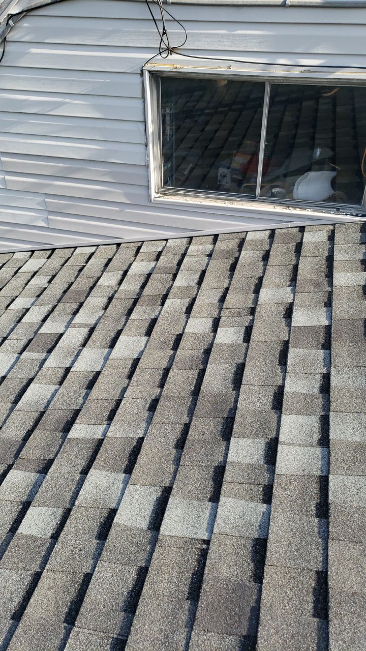 ATLAS PINNACLE COLOR: COASTAL GRANITE DRIP EDGE: WHITE by Eagle Eye Roofing