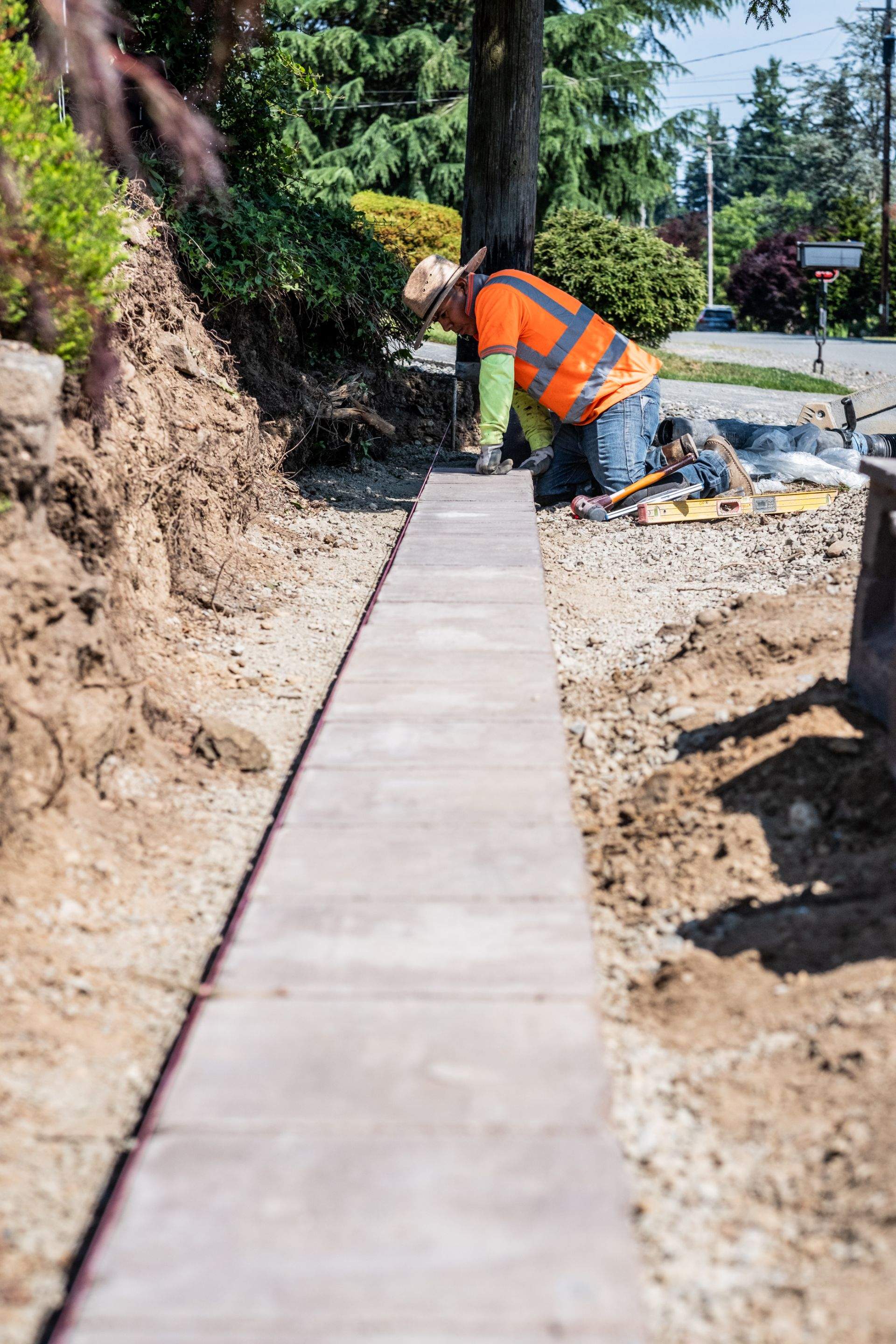 Justin | Retaining Wall, Landscape Project  by Jireh Asphalt & Concrete Inc 