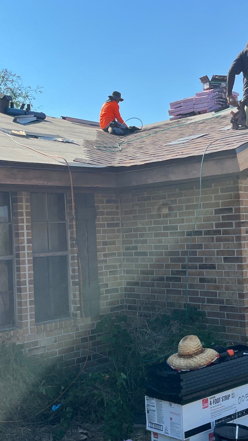 Country Roofing by Bayfront Roofing and Construction