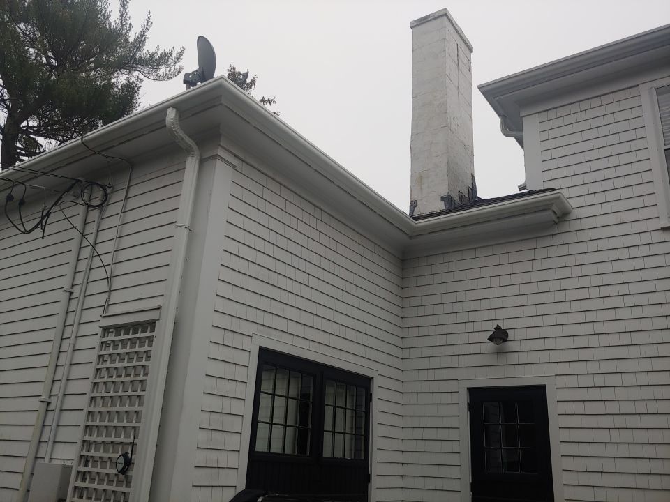 Duxbury, MA Gutter Installation using 4x6 Fiberglass Gutter with Moulding by Gutter Pro Enterprises