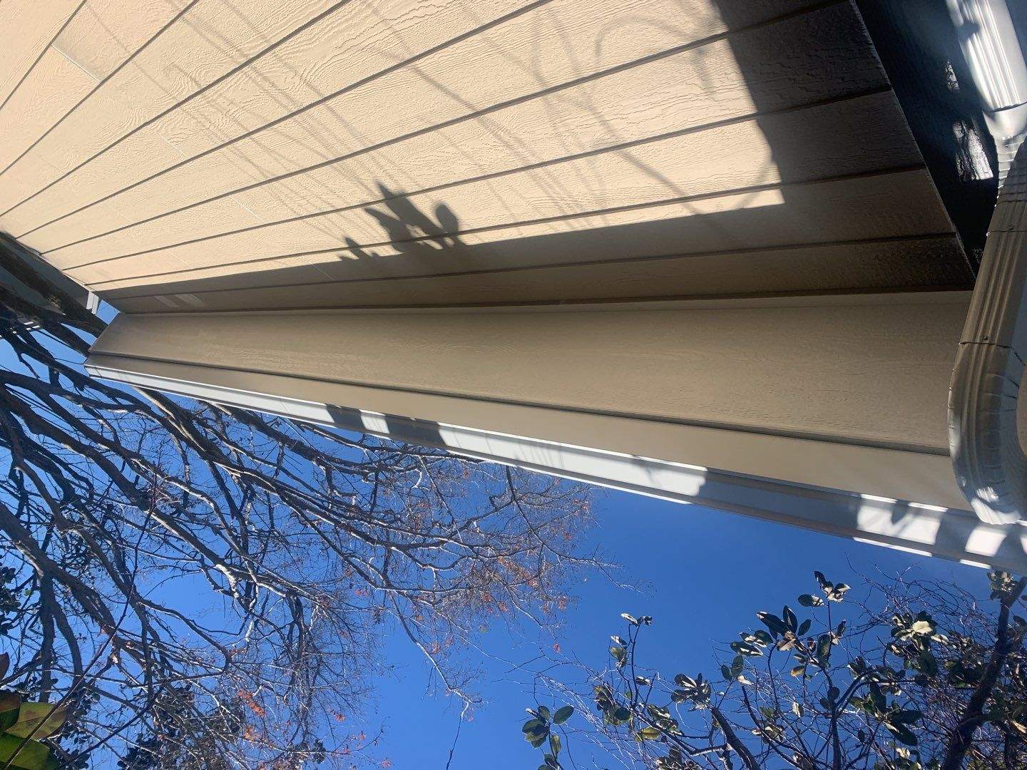 Panama City 6-inch White Seamless Gutter Installation by Gutter Professors