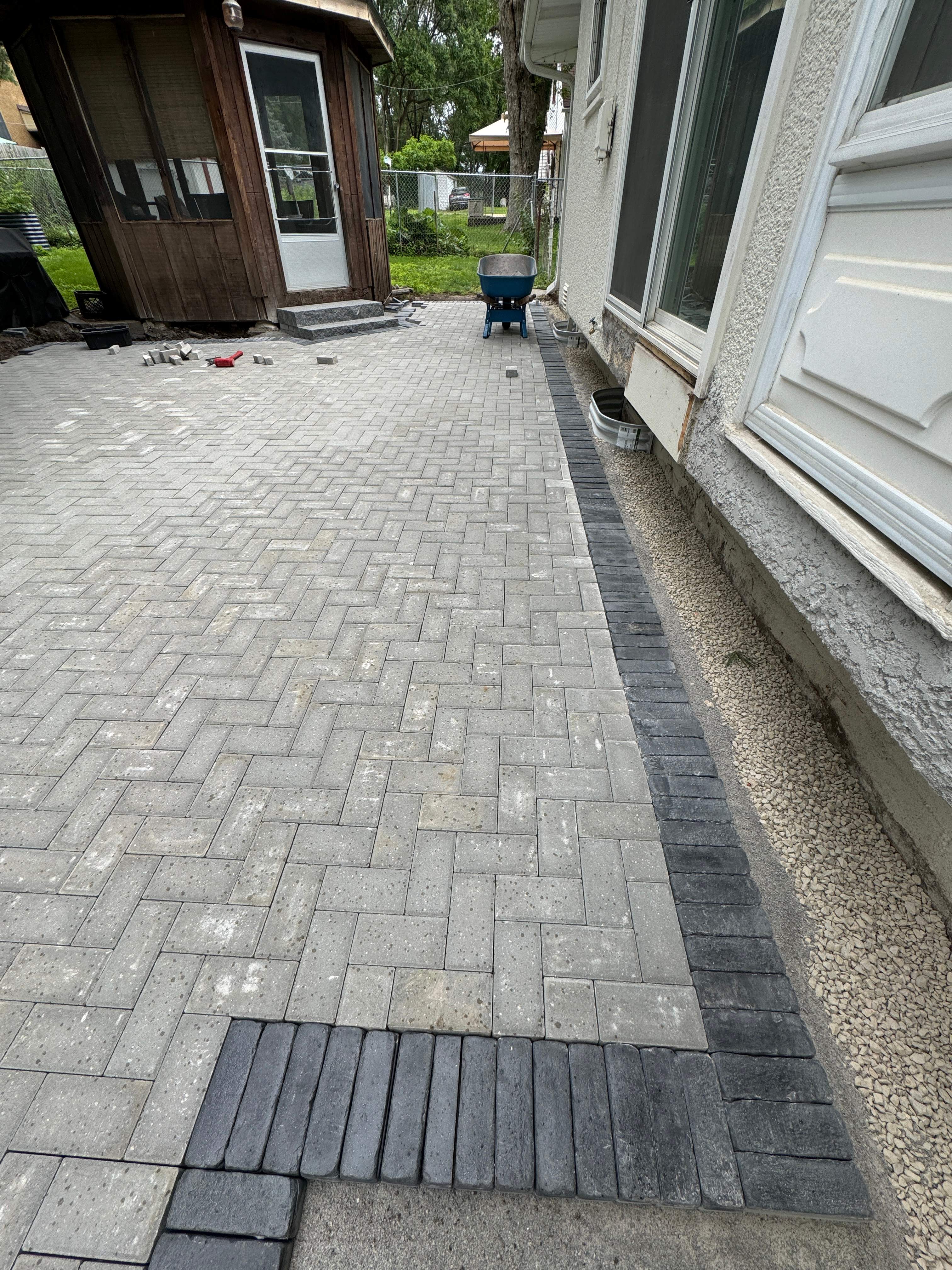 Patio  by Sota landscaping