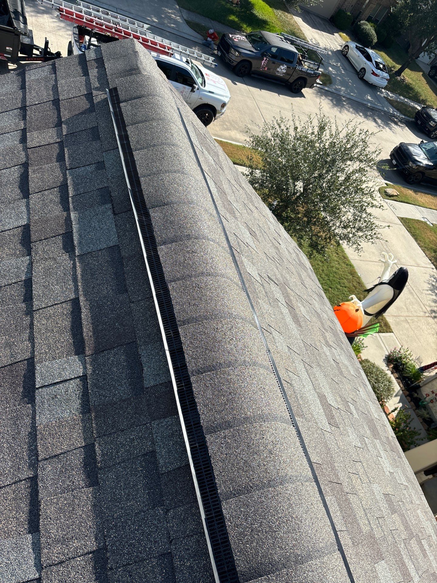 Residential Roofing Installation using Owen's Corning Duration (Lifetime) Shingles by Roof Repair Company