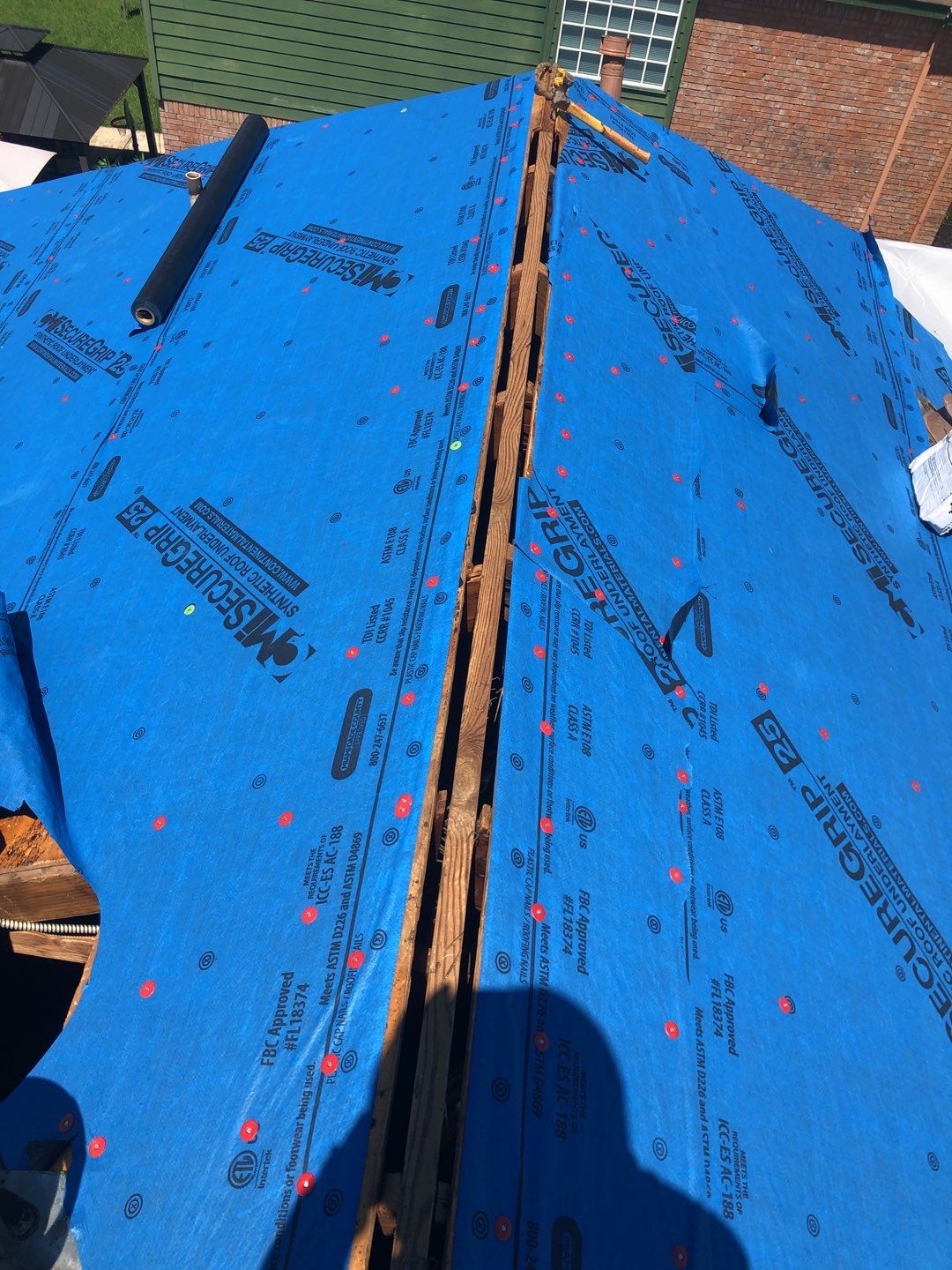 GAF HDZ - Charcoal by Elite Roofing LLC