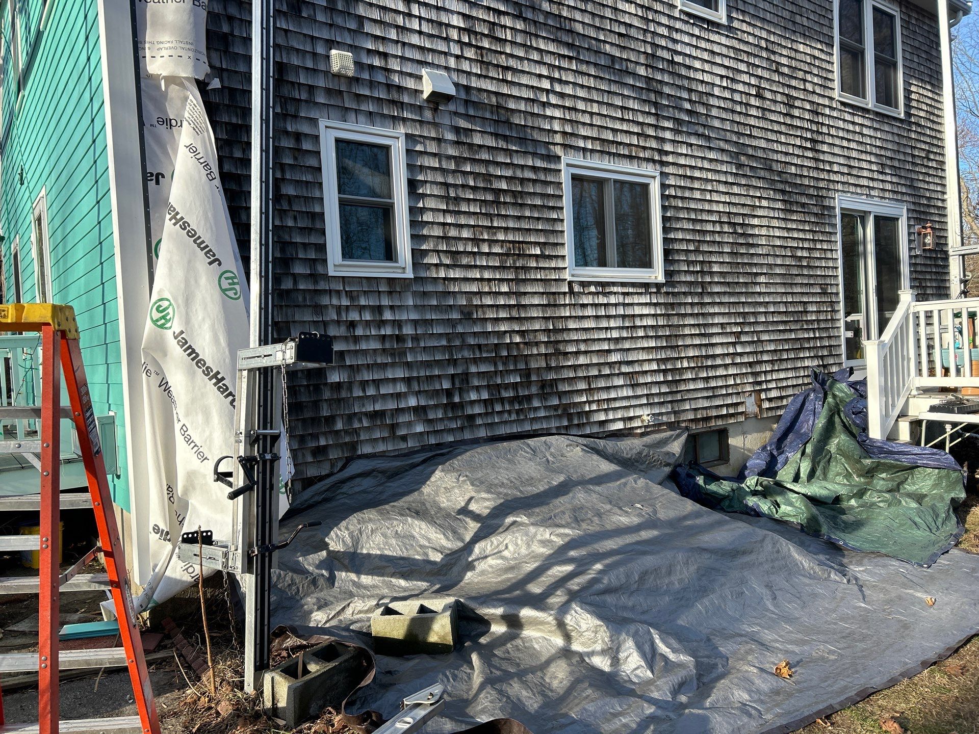 James Hardie siding in Dream Collection color - Dighton, MA by UBrothers Construction