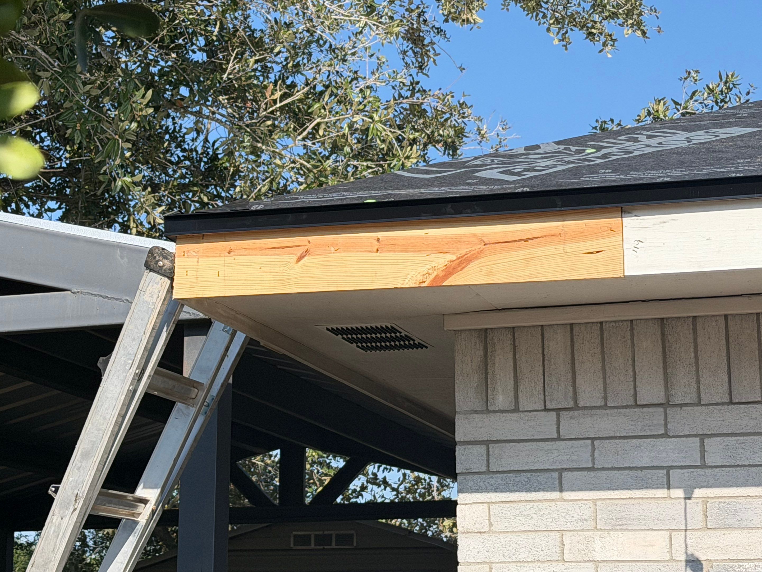 Oakridge Onyx Black in Elsa, Tx by PMG Home LLC