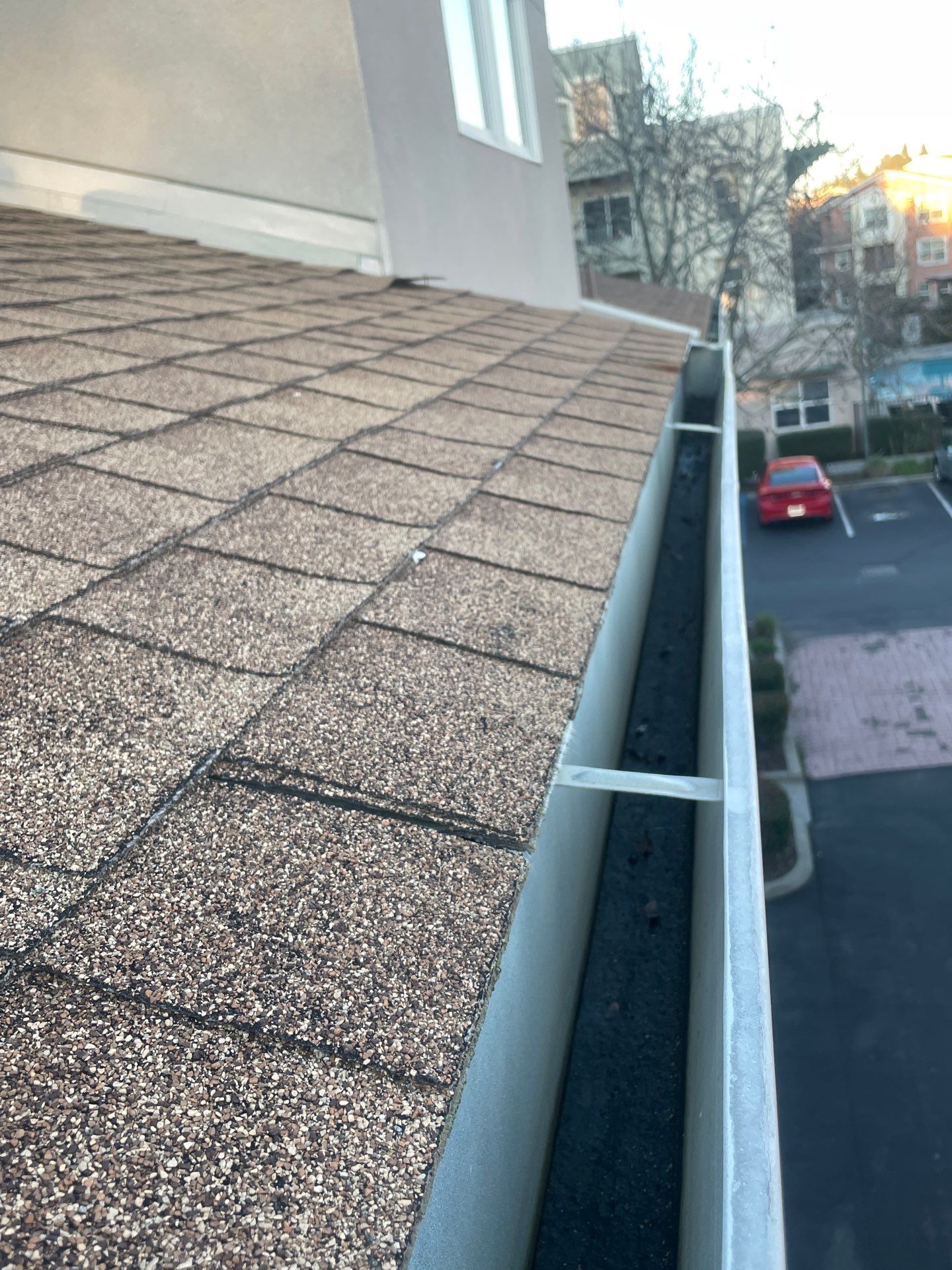 HOA gutter cleaning after photo.