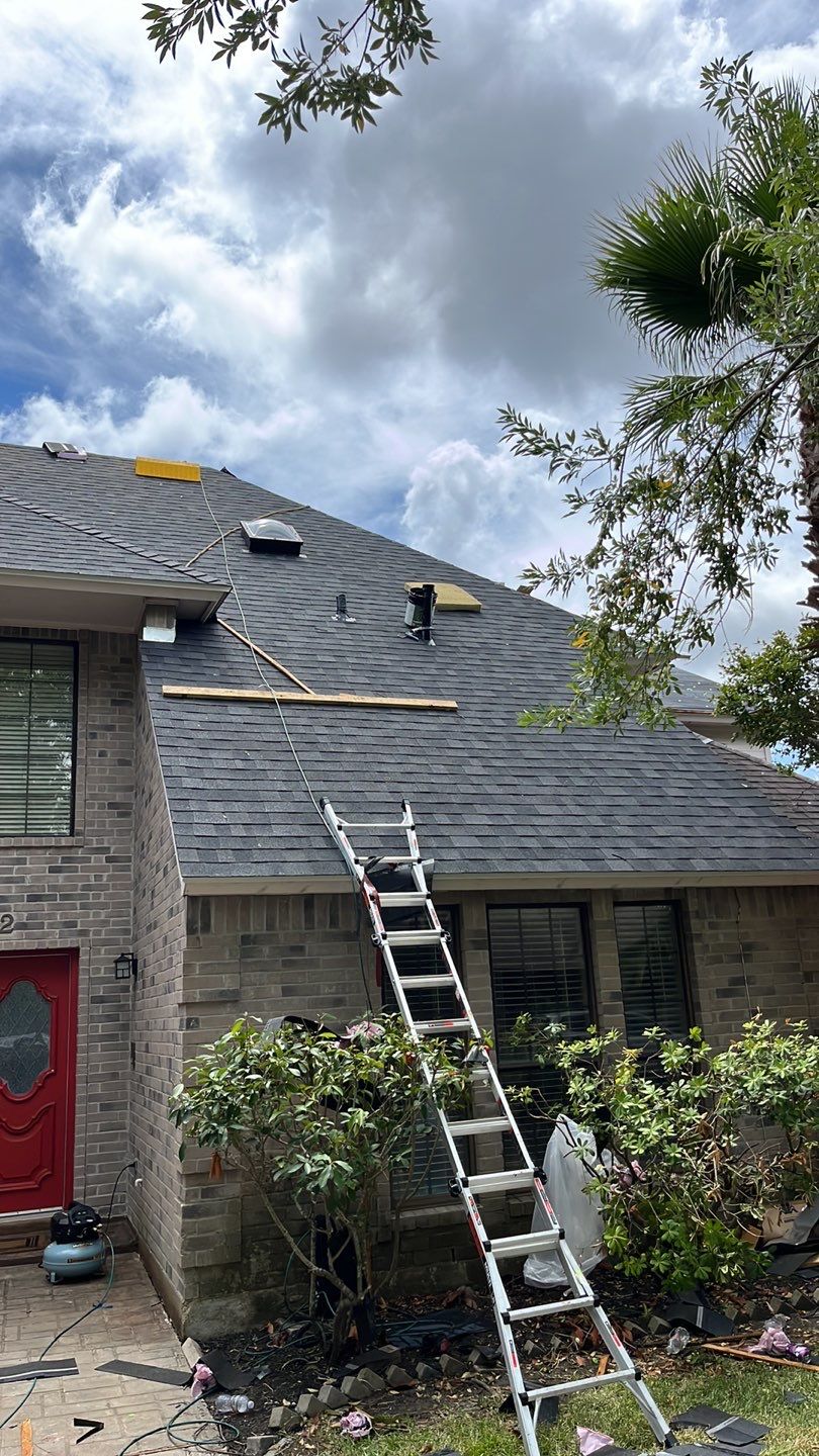 Grey is the new Black by Bayfront Roofing and Construction
