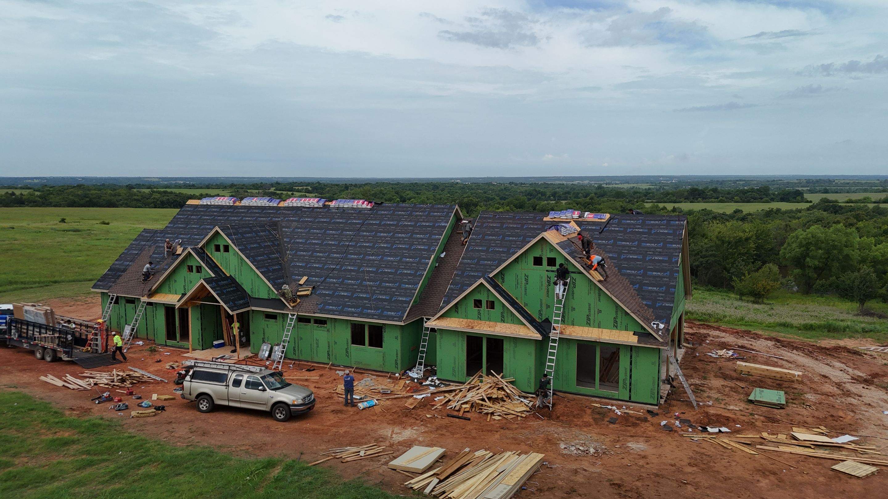 GAF Timberline HDZ and Standing Seam Metal Accents - New Construction - Goldsby, OK by 5Coat Roofing & Construction