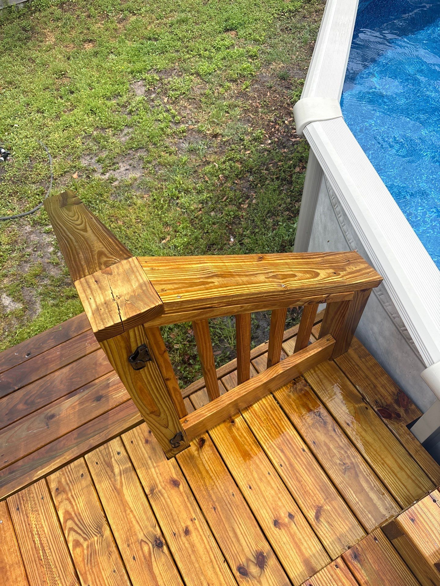 Deck using Wood Sealant by DuraSeal