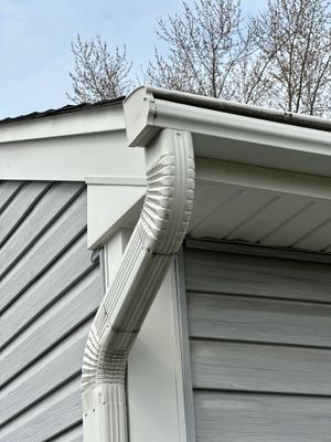Crystal Lake Home Exterior Gutter and Siding Services