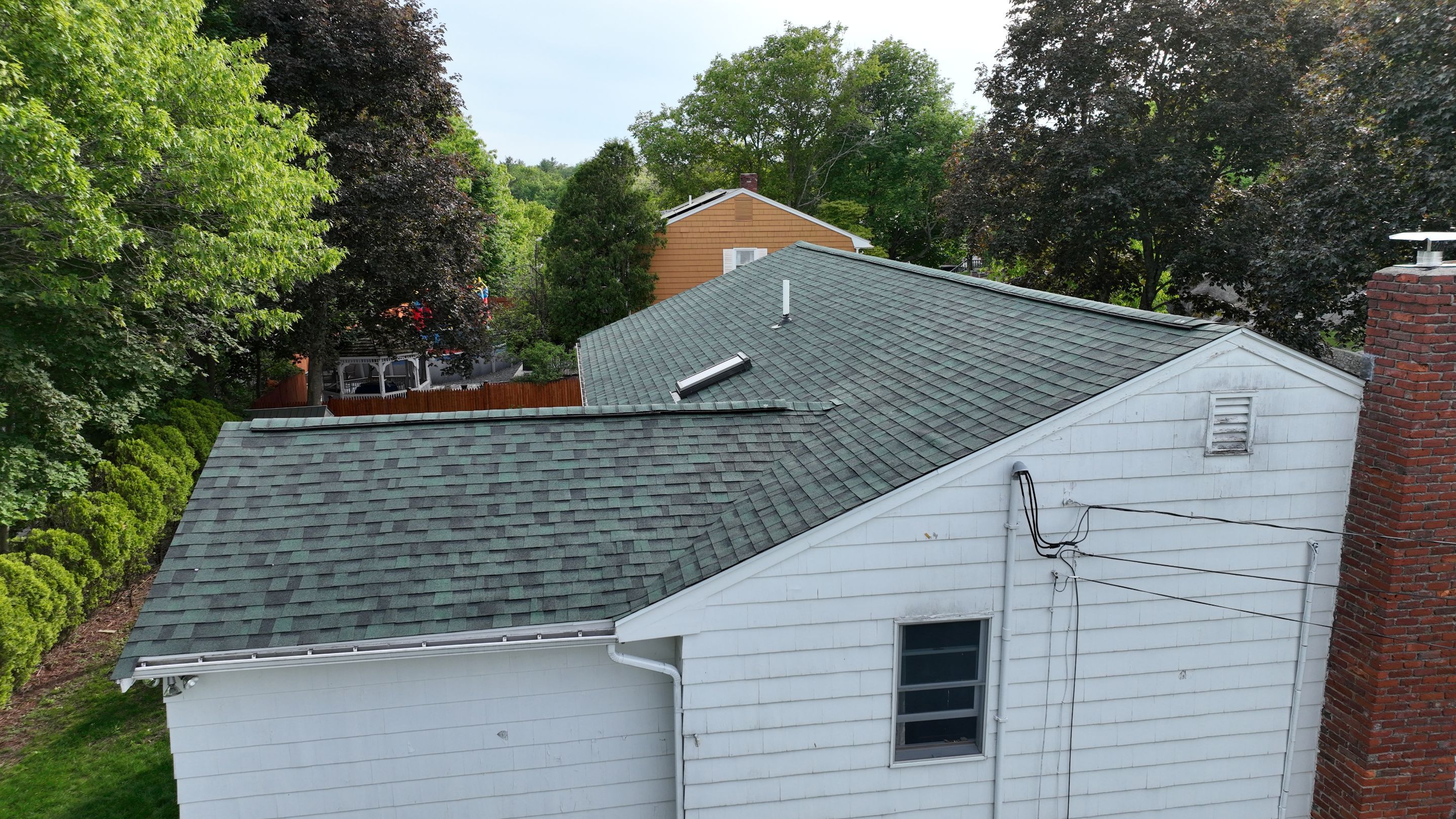 Full Roof Replacement in Saugus, MA – Owens Corning Duration, Chateau Green by JOHNNYS PRO