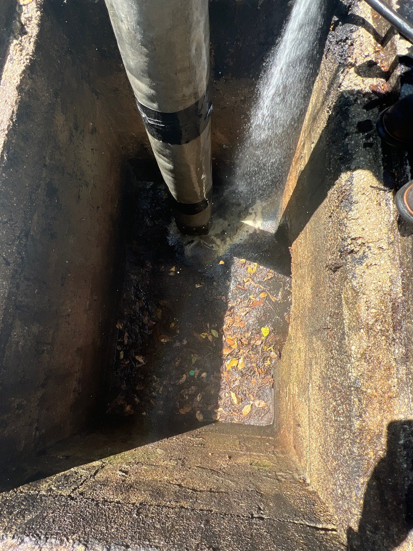 Marco Island Condo Stormwater System Maintenance and Standing Water Removal by APS Power & Water
