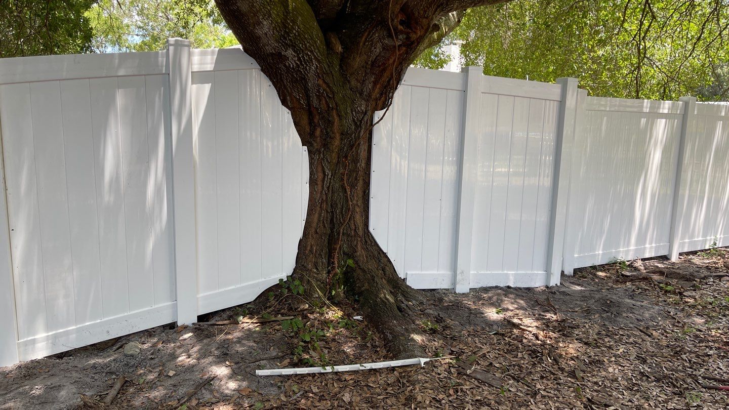 Sarasota, FL 6ft. Tall White Vinyl Privacy Fence  by Asap fence and gates, LLC