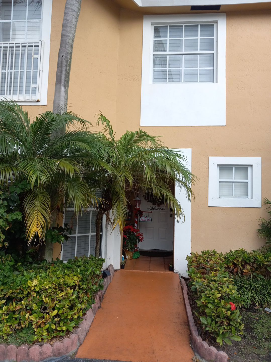 SIENNA VILLAS CONDO - BLDG 14304 by Souffront Construction & Engineering