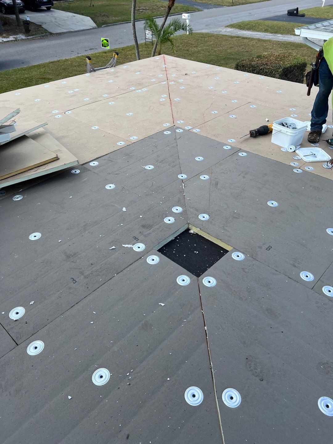 Project in Gulfport 33707 by Mitchell Roofing Company LLC