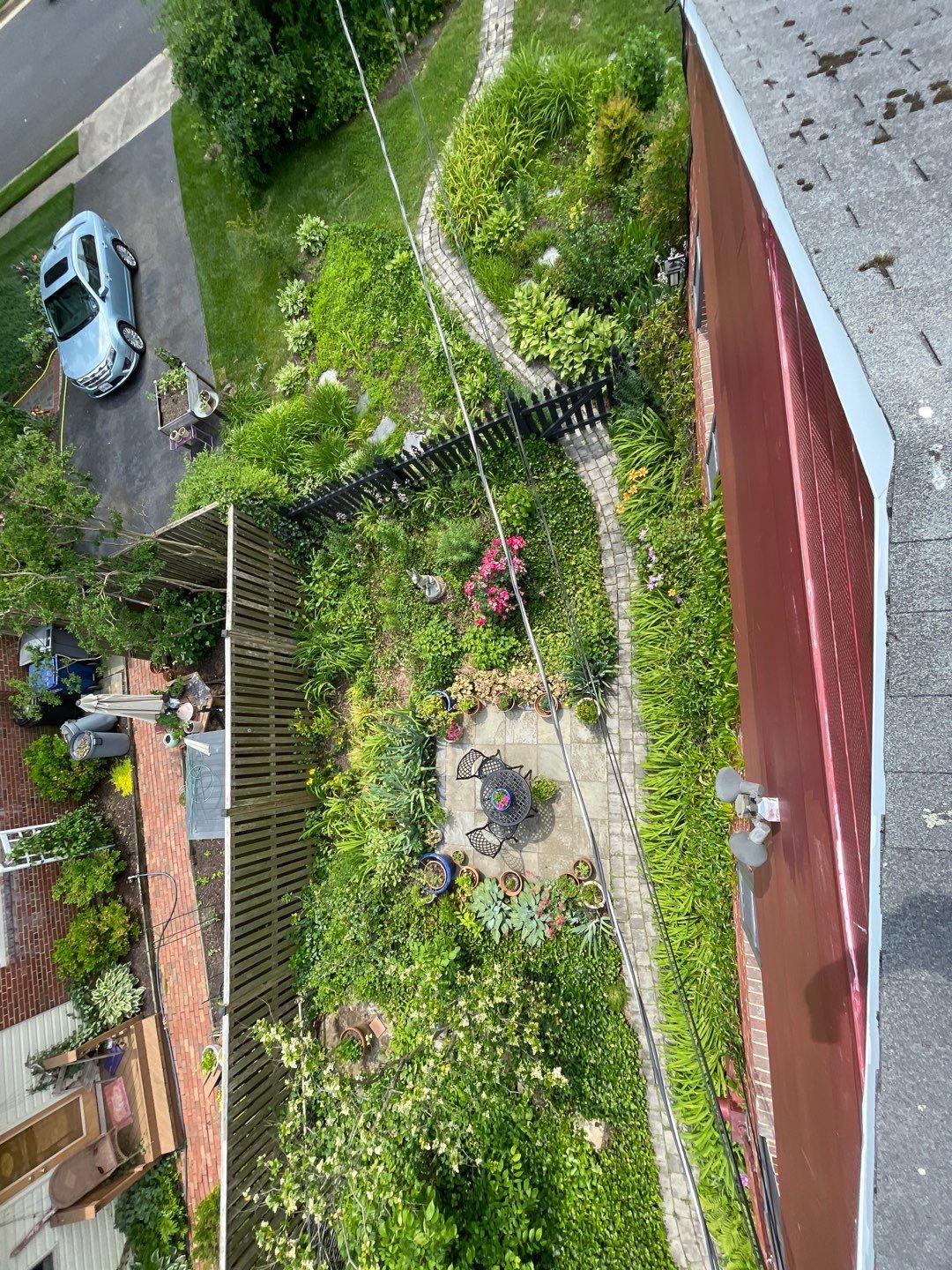 McLean: CertainTeed Landmark Designer Shingles in Charcoal Black by RM Banning, Inc.