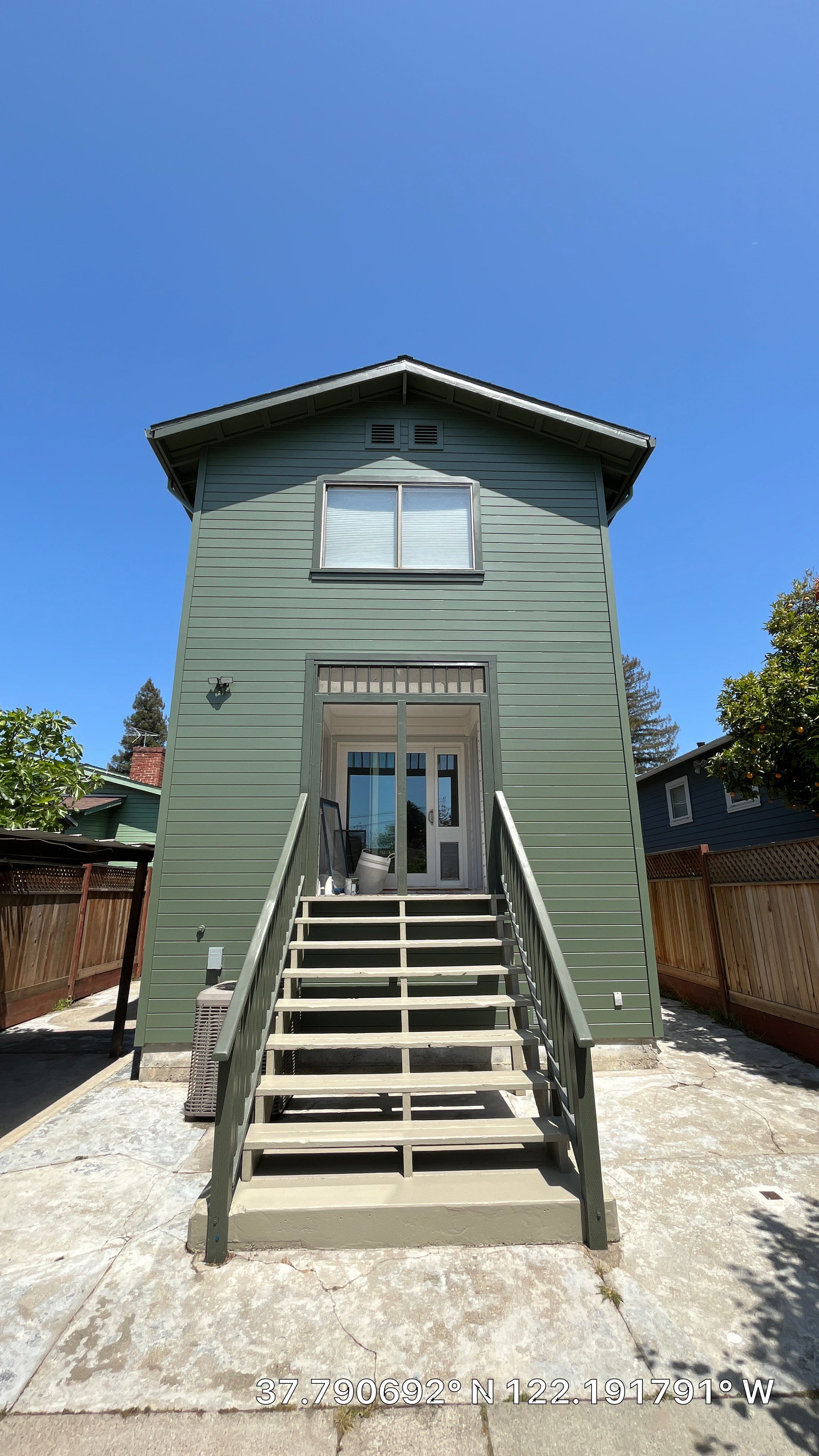 Project in Oakland by Herrera’s Bay Area Painting inc.