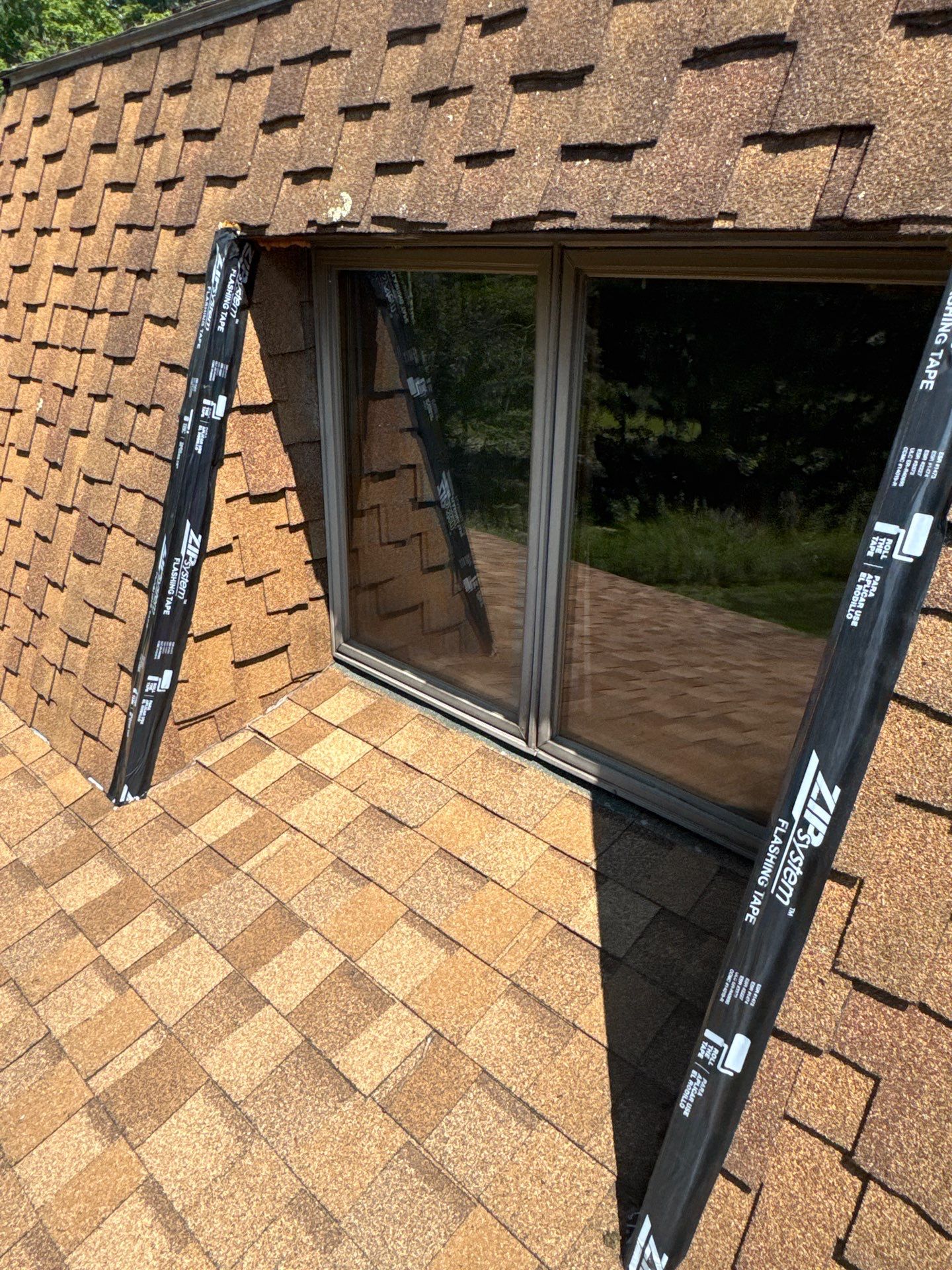 Emergency Roof Patch and Leak Mitigation in Townsend by Boston Board Up