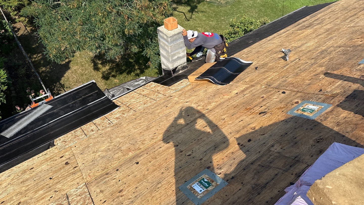Roof Replacement using Owens Corning Onyx Black by 180 Contractors