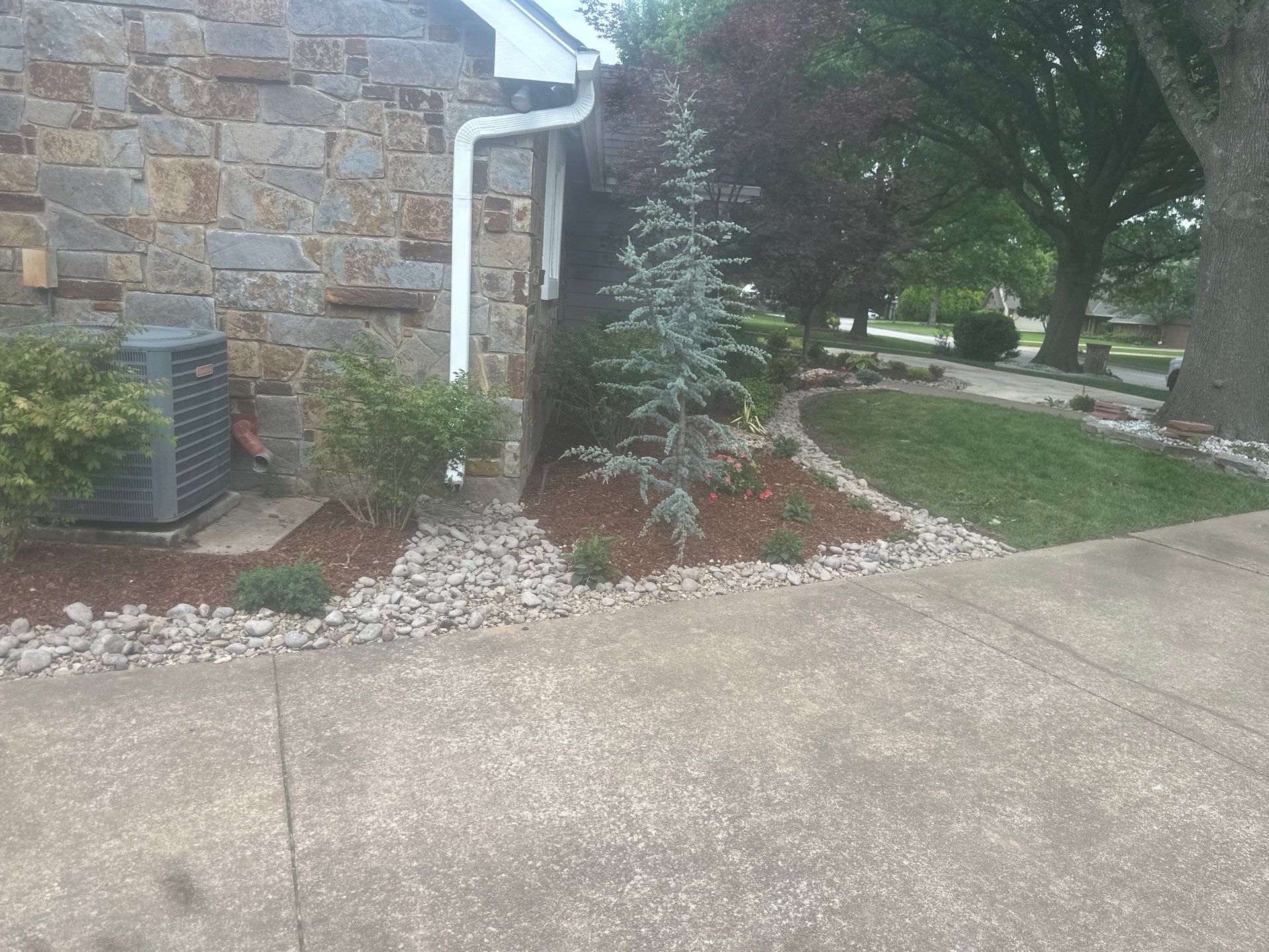 Project in Tulsa by Greenscapes Outdoor
