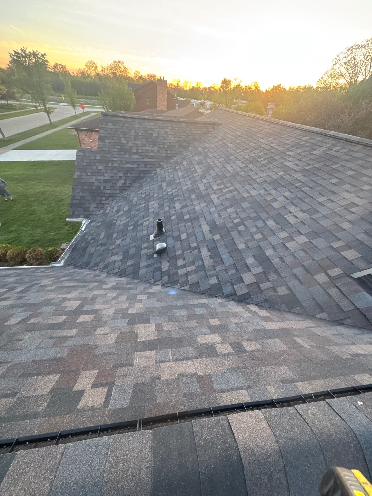 Roof Replacement using Owens Corning Duration by 180 Contractors