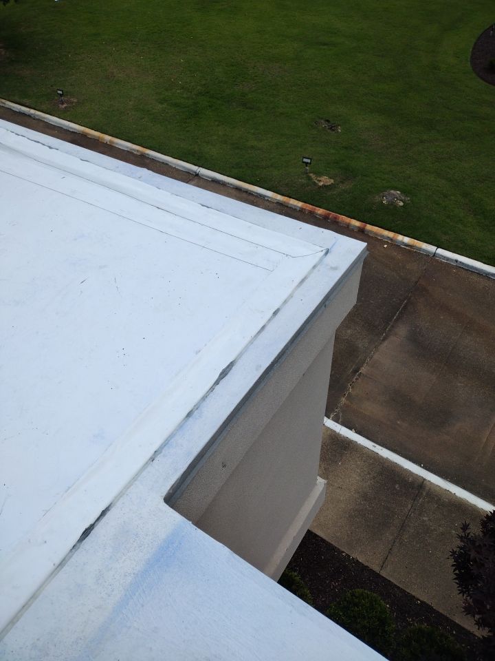 Office Building in Texarkana by Hostetler Roofing