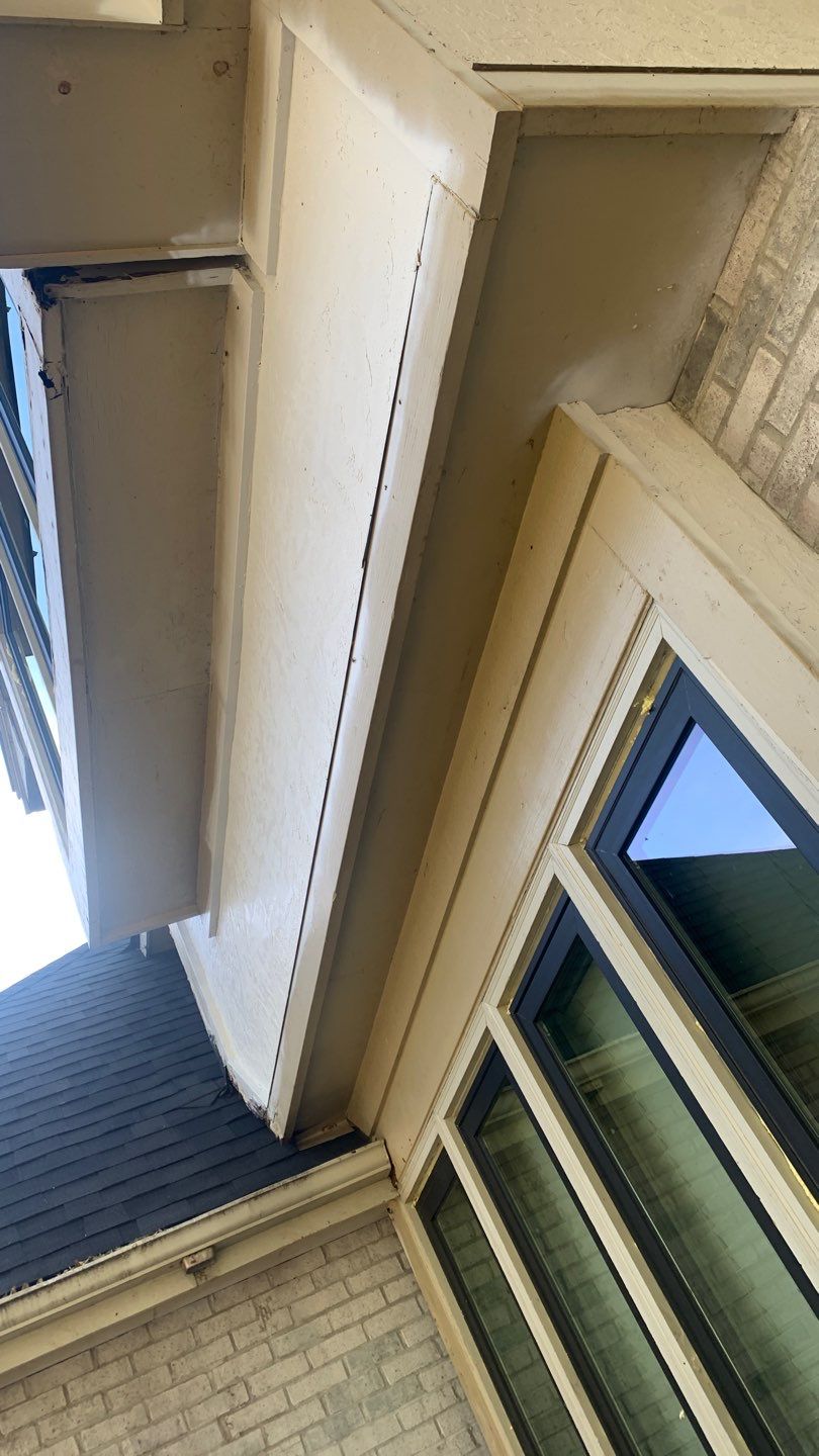 Complete Home Makeover  by EEC  Windows, Siding & Roofing 