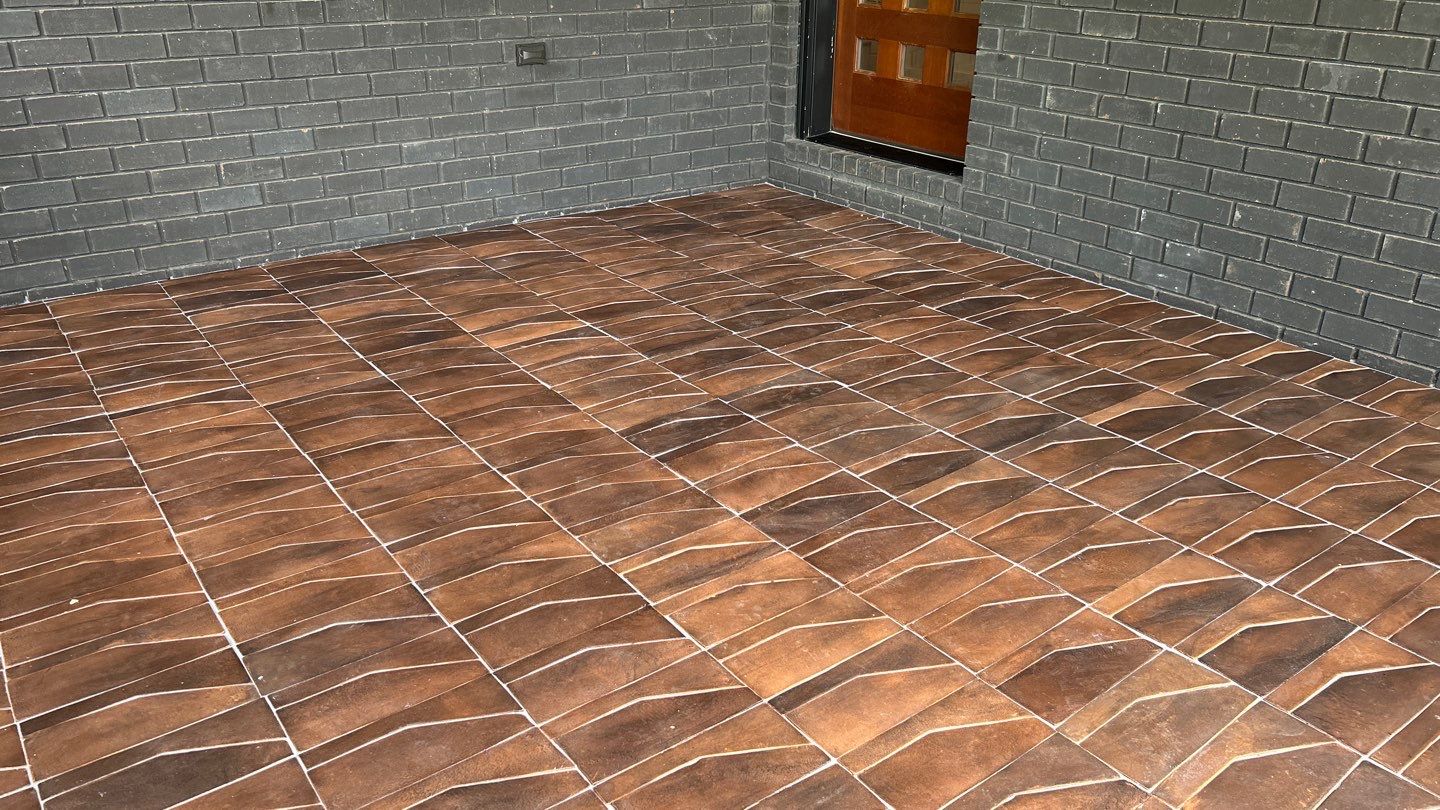 Terra cotta porch  by Footprints Floors of Nashville