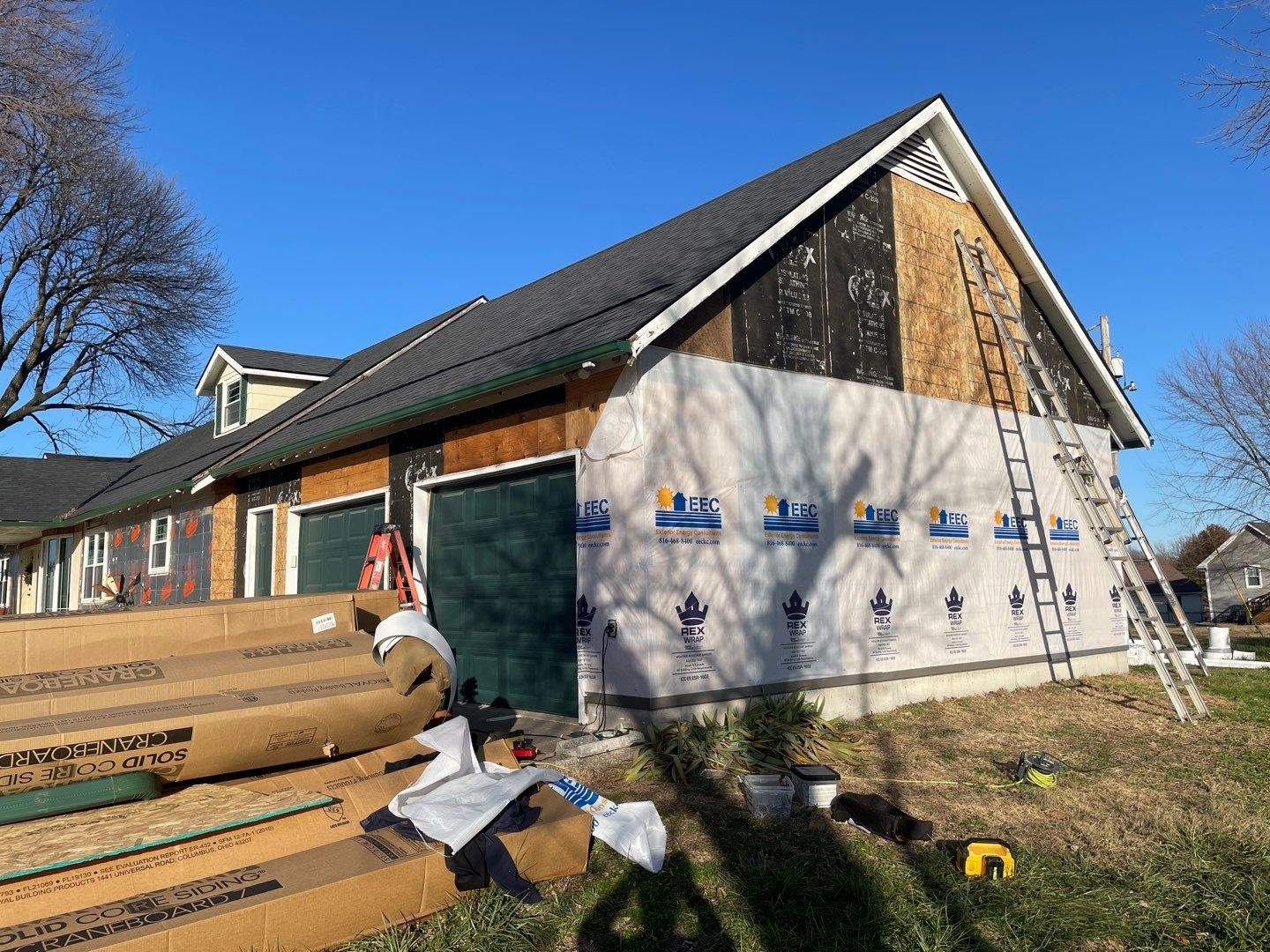 Siding Installation using Craneboard D7 by EEC Windows, Siding & Roofing