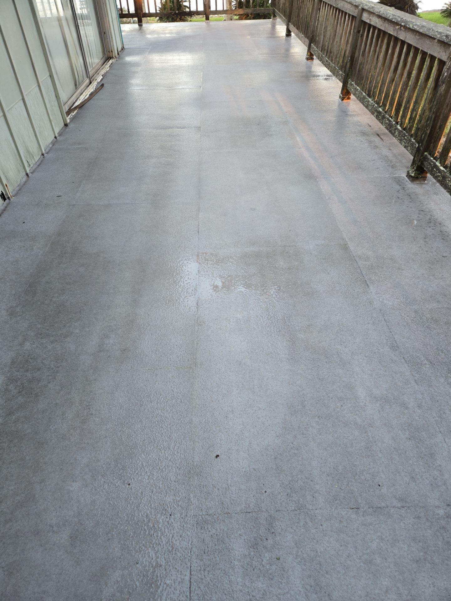 Concrete Deck using AcryFin by DuraSeal
