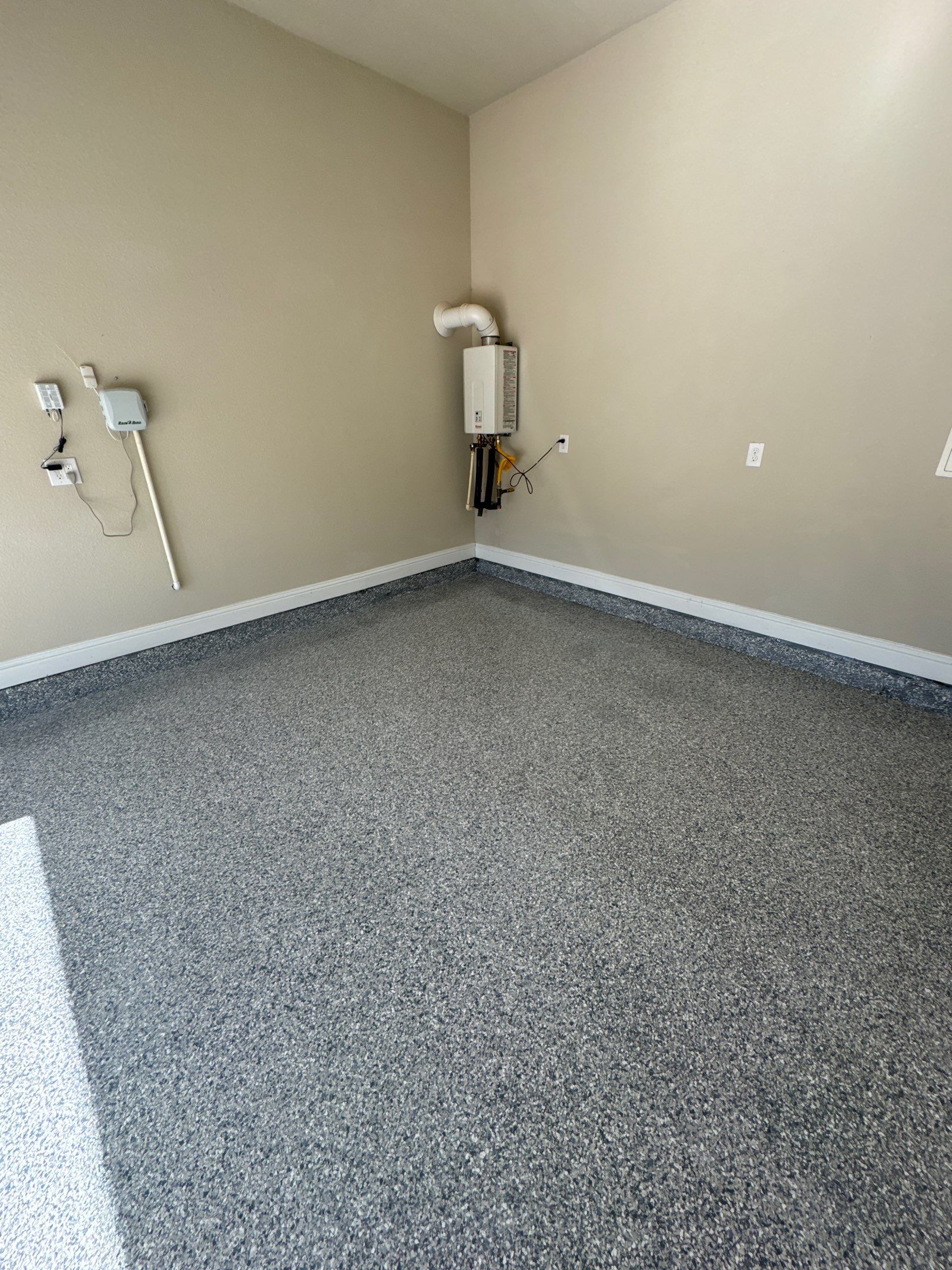 Total Home Refinement: High-Gloss Garage & Custom Interior Storage by Tibi Soli LLC