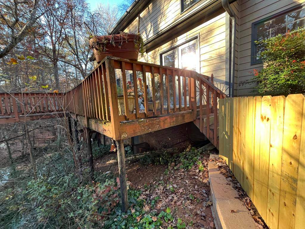 Trex Deck Build with Hybrid Railing in Lilburn, GA by Nelson Exteriors 