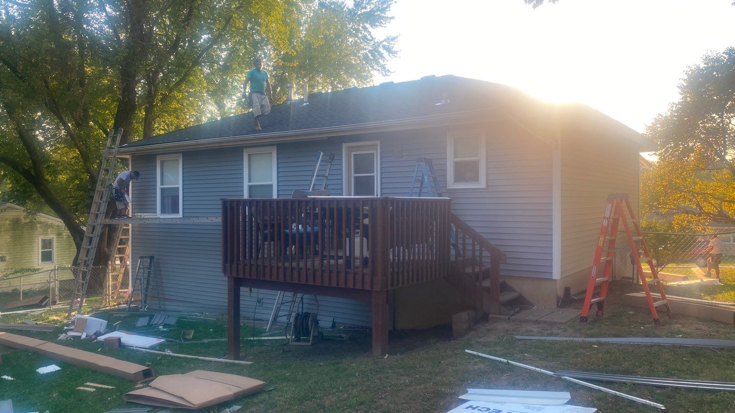 New Curb Appeal is Activated by EEC  Windows, Siding & Roofing 