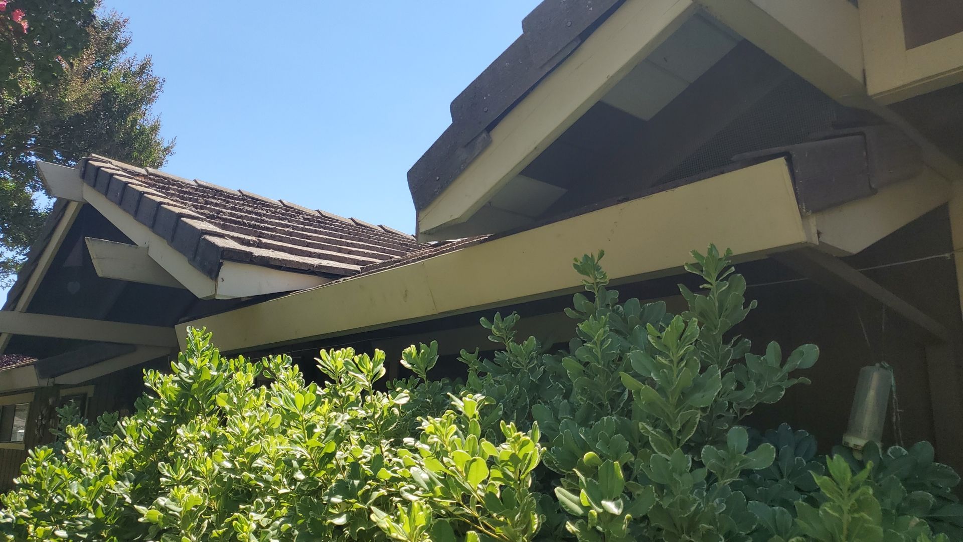 Gutter Installation using Englert LeafGuard Gutters by Byers Enterprises 