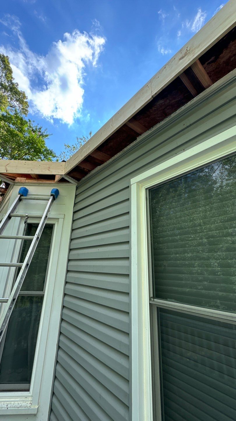 Alexandria: Residential Flat Roof Replacement with MuleHide TPO by RM Banning, Inc.