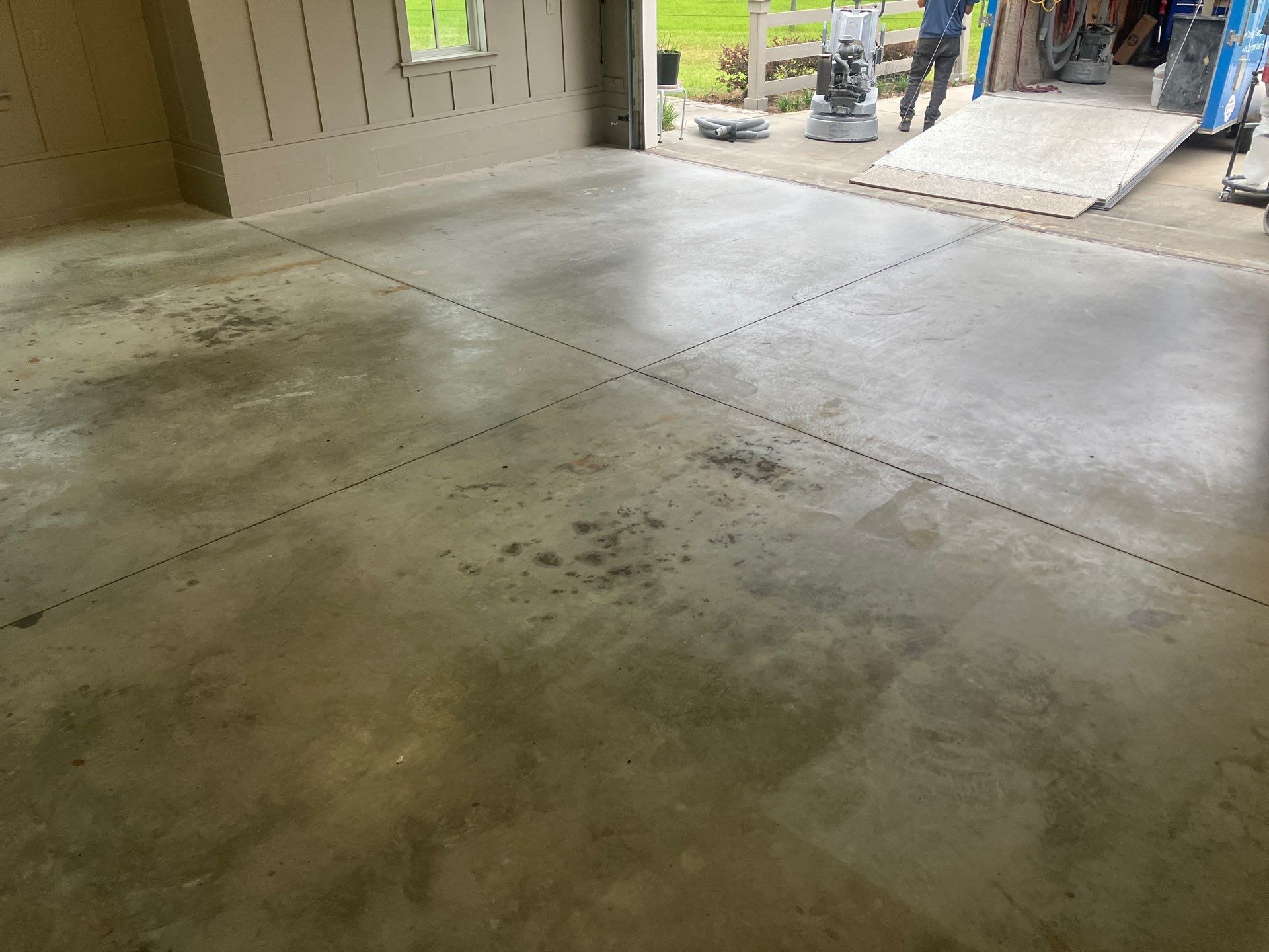 Garage in Mount Everest by Cross Creek Concrete Coatings
