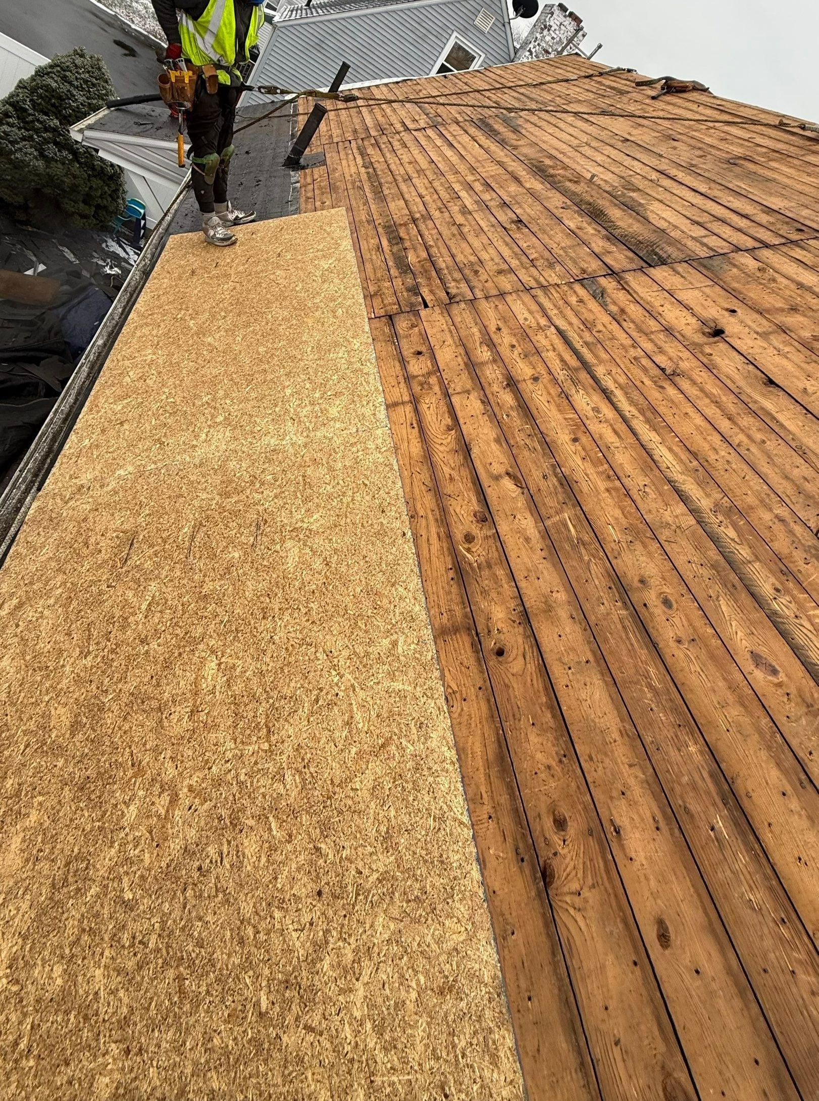 Owens Corning Duration: Onyx Black in Manchester by Golden Shield Roofing