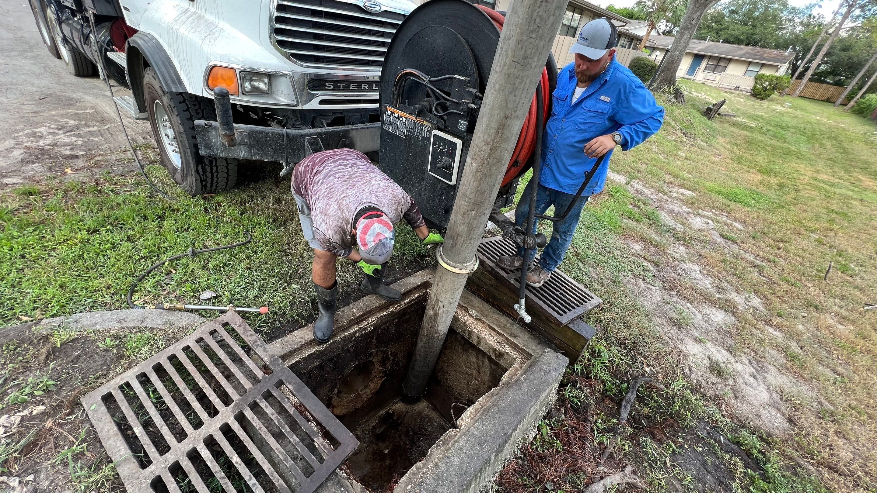 Apartment Complex Storm Water System Cleaning and Maintenance by APS Power & Water