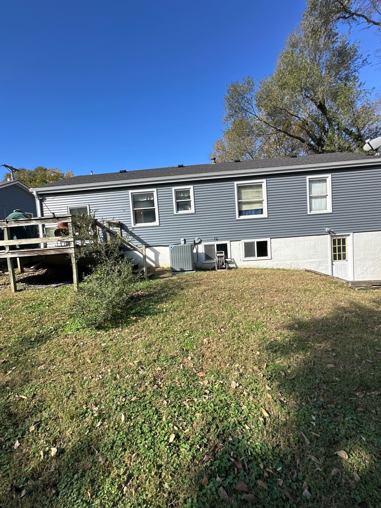 Feeling Blue in Weston Mo - Time for a Makeover  by EEC  Windows, Siding & Roofing 